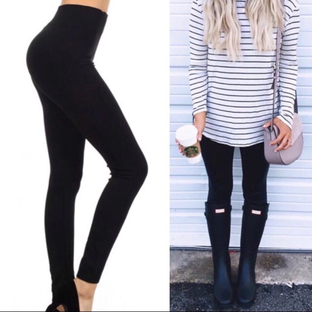 🎉HP🎉NEW super soft black leggings!!